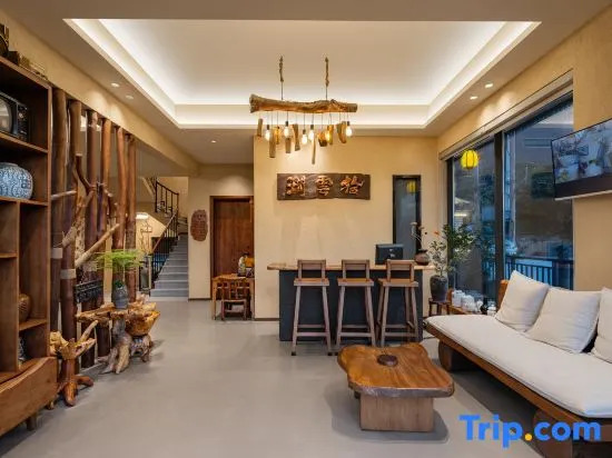 Shi Yunjian Homestay (Three Gorges Dam Tourist Area)