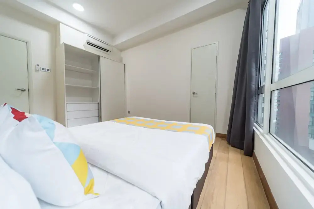 OYO Home 89449 Fancy 2 Bedroom Crest Residence