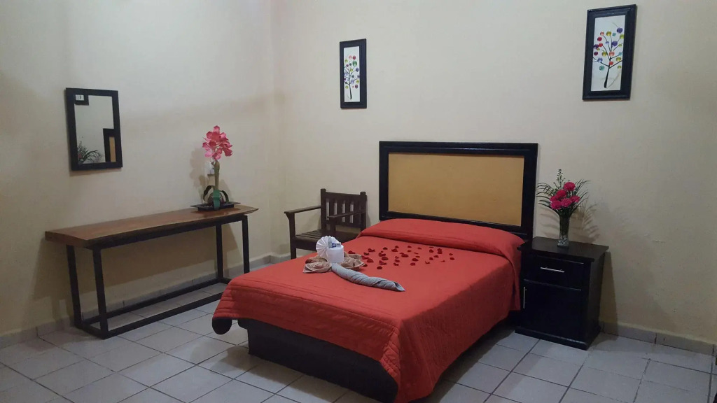 Hotel Rio Maya