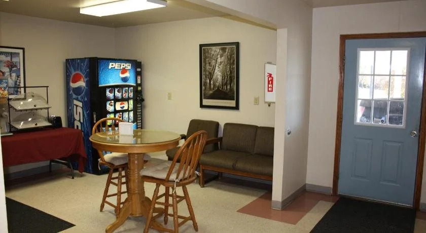 Boomtown Inn