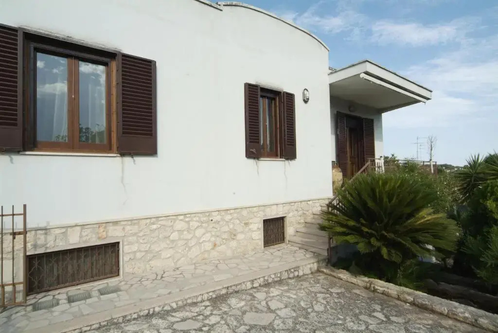 Panoramic Sea View Spacious 3BR Villa & Parking Near Zoo Safari