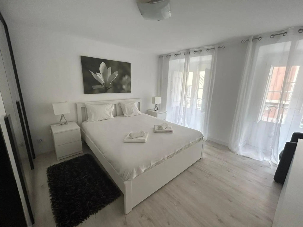 2 Bedroom close to Timeout Market by Innkeeper