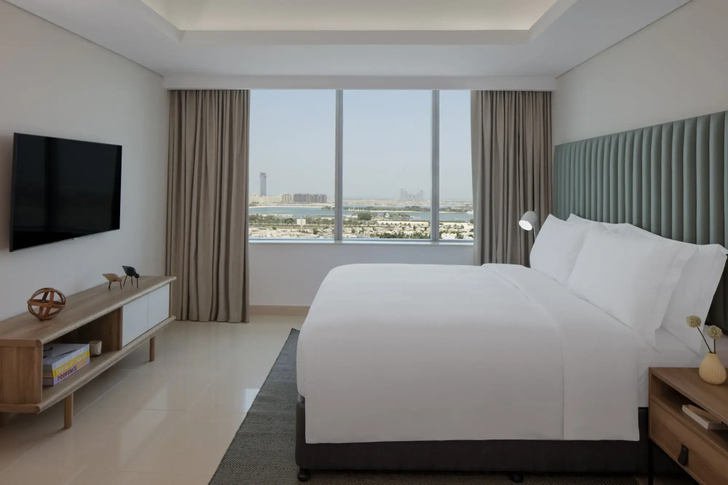 Staybridge Suites Dubai Internet City by IHG