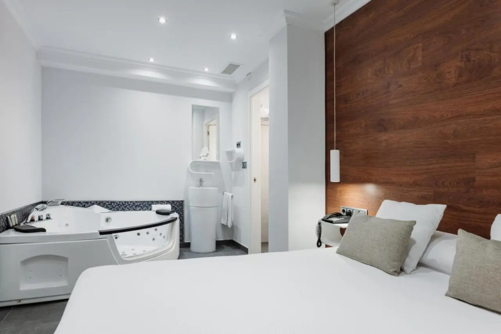 Hotel Los Delfines