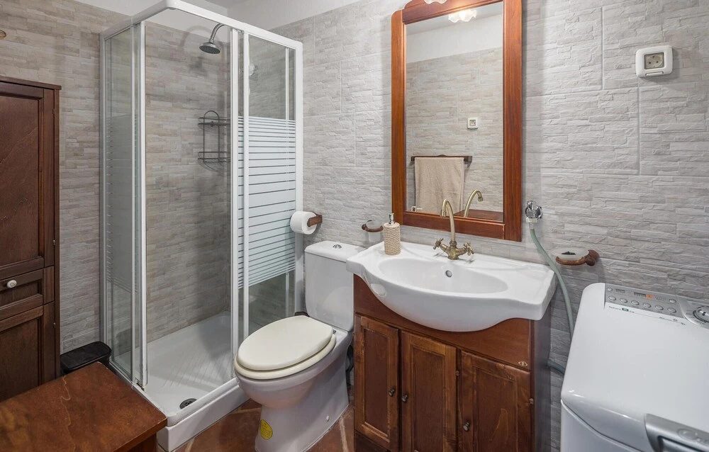 Gorgeous Home In Buje