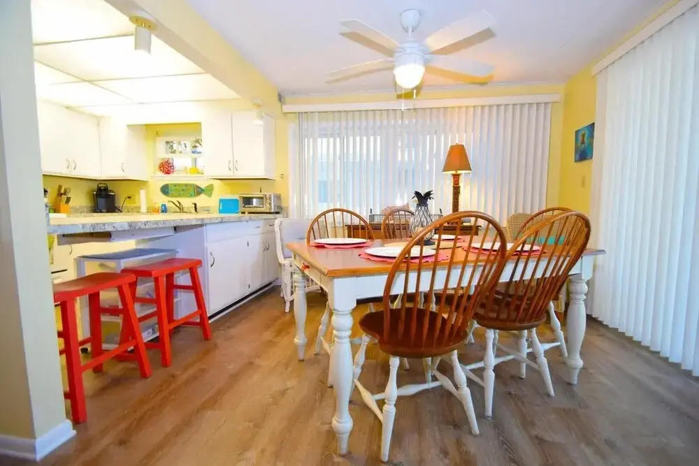 Thunder Island 112c 2 Bedroom Condo by RedAwning