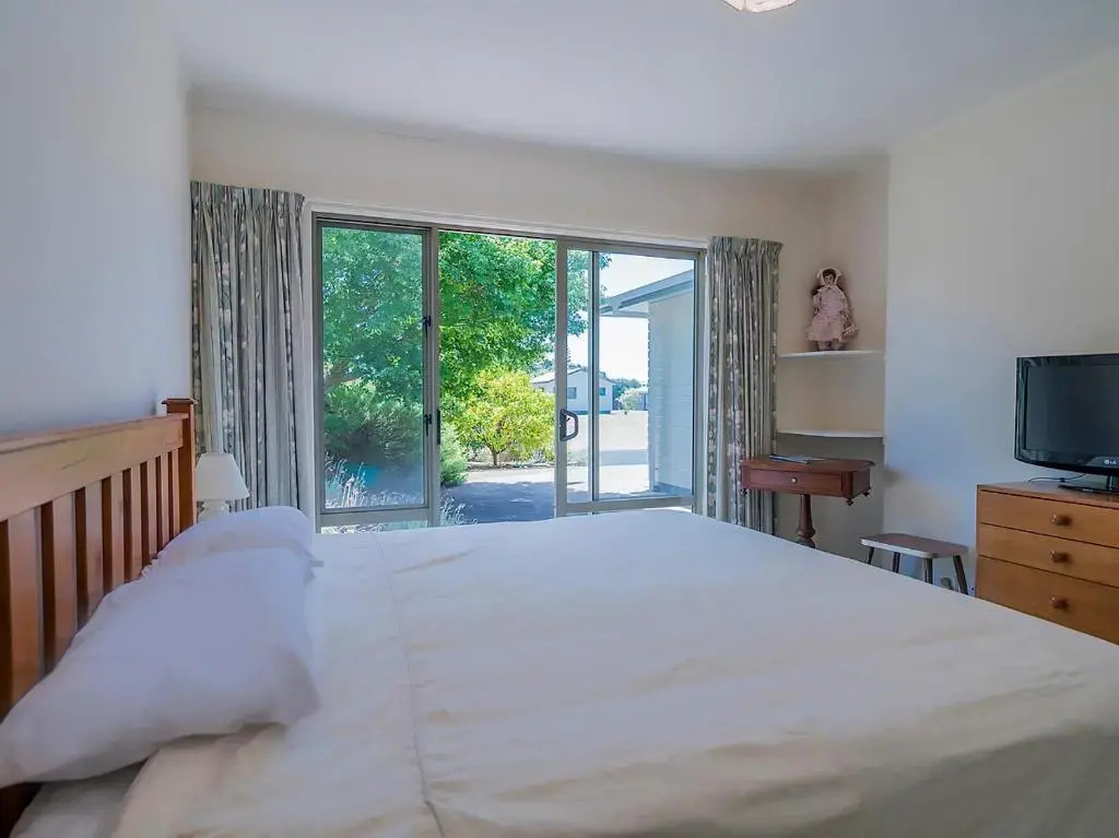 Oyster Haven - Cooks Beach Holiday Home