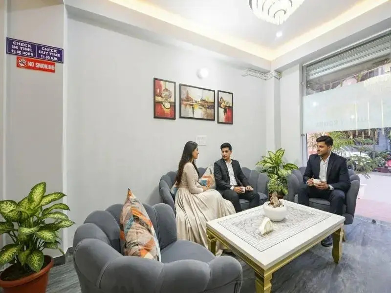 FabHotel VR Residency