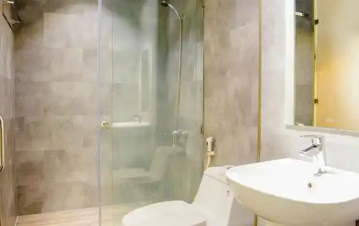 Lá Hotel Bình Tân