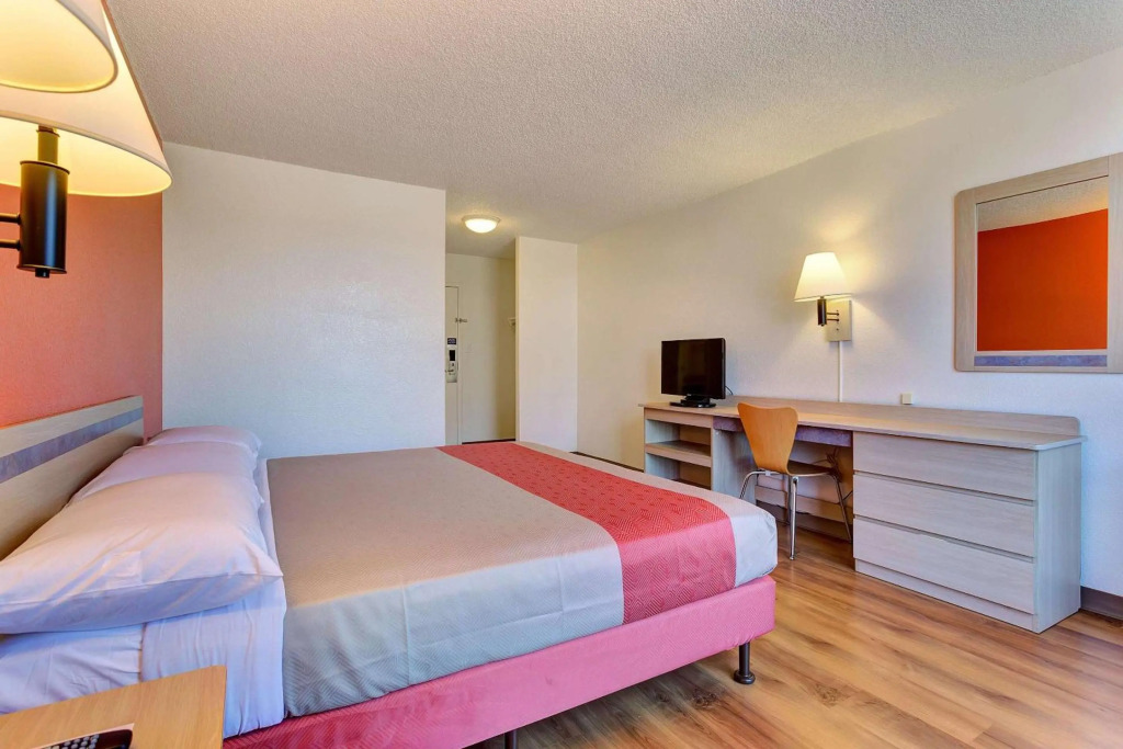 Motel 6-Belmont, CA - San Francisco - Redwood City