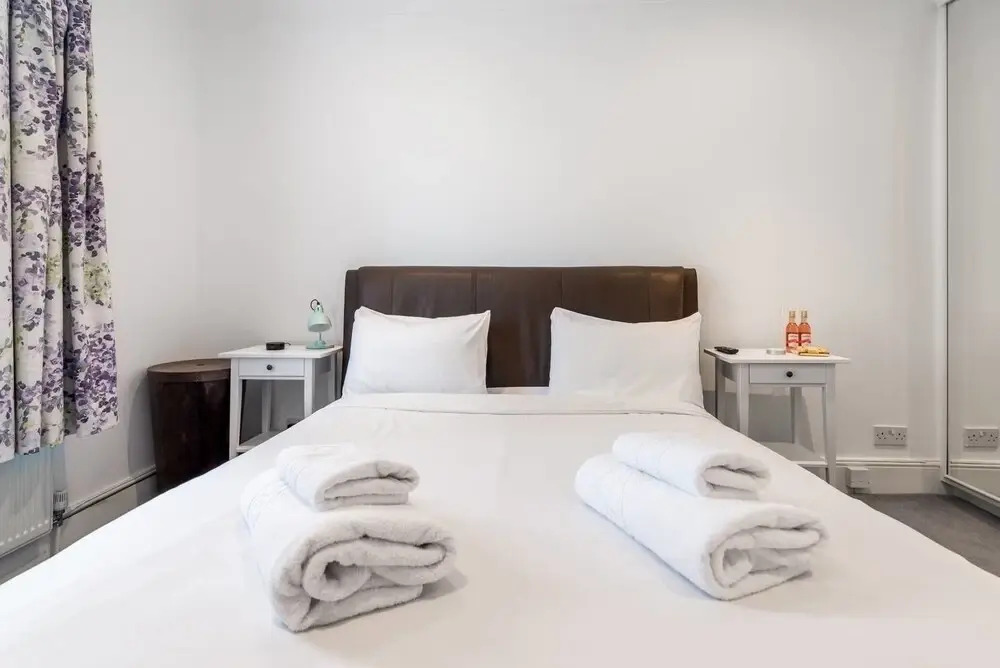 Beautiful 2 Bedroom Family Home