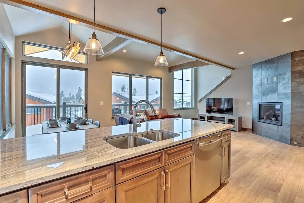 Relax Fireside: Silverthorne Home 11 Mi to Skiing!