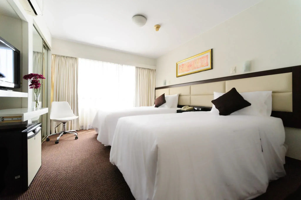 Roosevelt Hotel & Suites