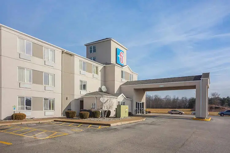 Motel 6 Markle
