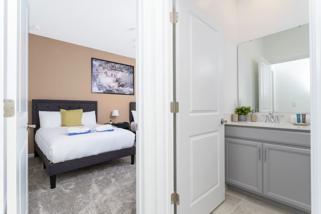 Gorgeous 3Bd Close to Disney @Champions Gate 993