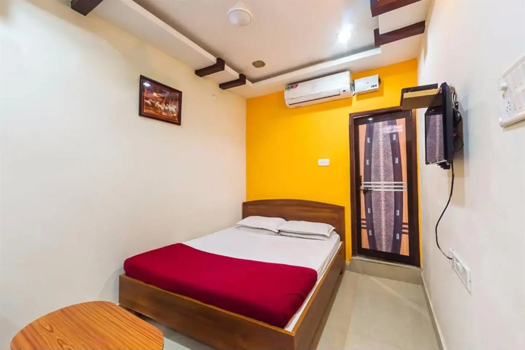 Hotel Mahesh Residency