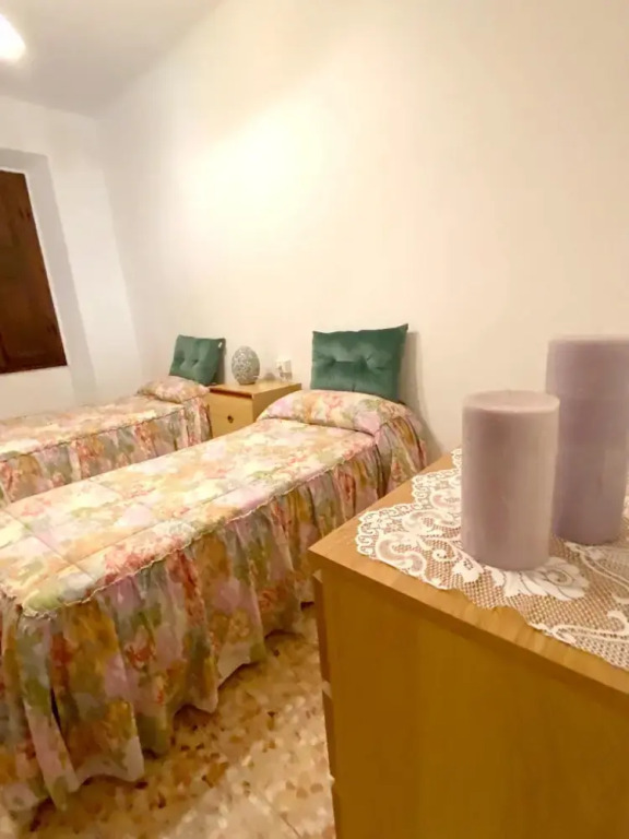 House With 2 Bedrooms in Caprona, With Terrace and Wifi - 10 km From the Beach
