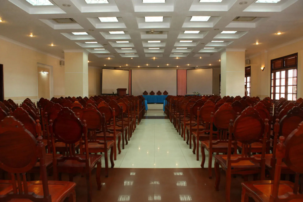 NINH KIEU 2 HOTEL