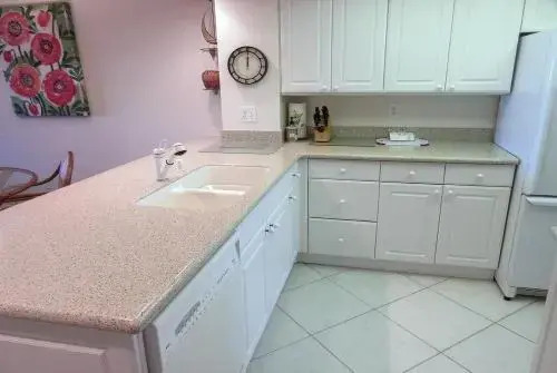Harbour Pointe 725n 2 Bedrooms 2 Bathrooms Condo