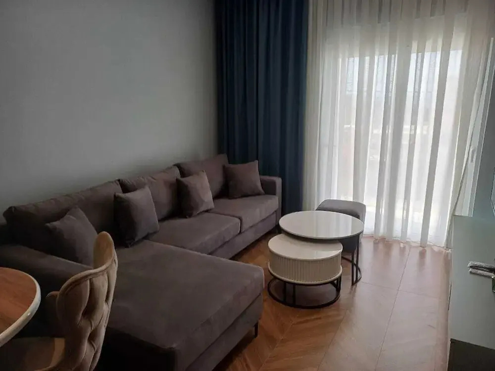 Regal Luxury Apartments