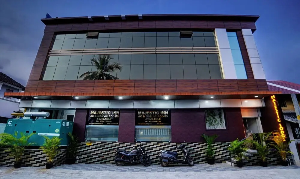 Treebo Trip Majestic Inn Thampanoor