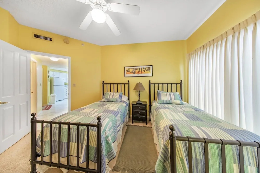 The Palms 504e