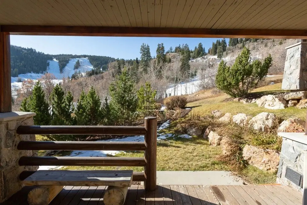 Trail's End Lodge 4 Bedroom Condo #17 with Spa by Deer Valley Resort