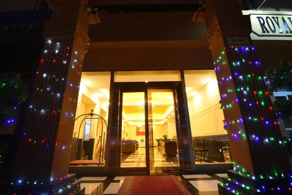 Royal Holiday Hotel