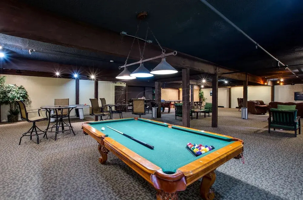Mt. Baker Lodging Condo 33 – Inexpensive, Sleeps 6! by MBL