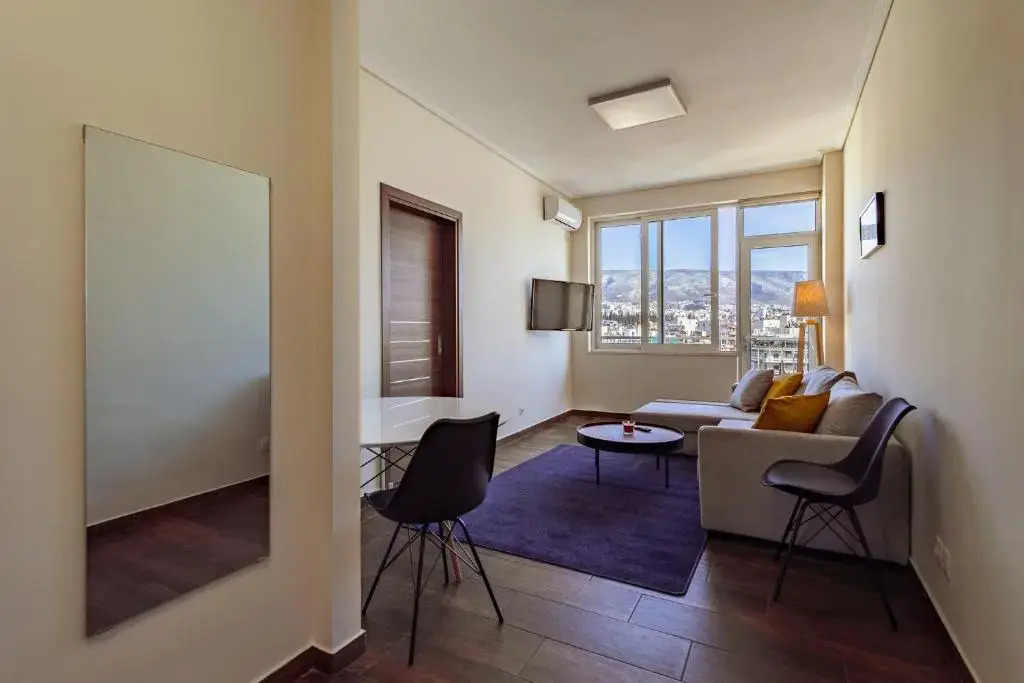 Acropolis comfy home in the heart of Athens for 4