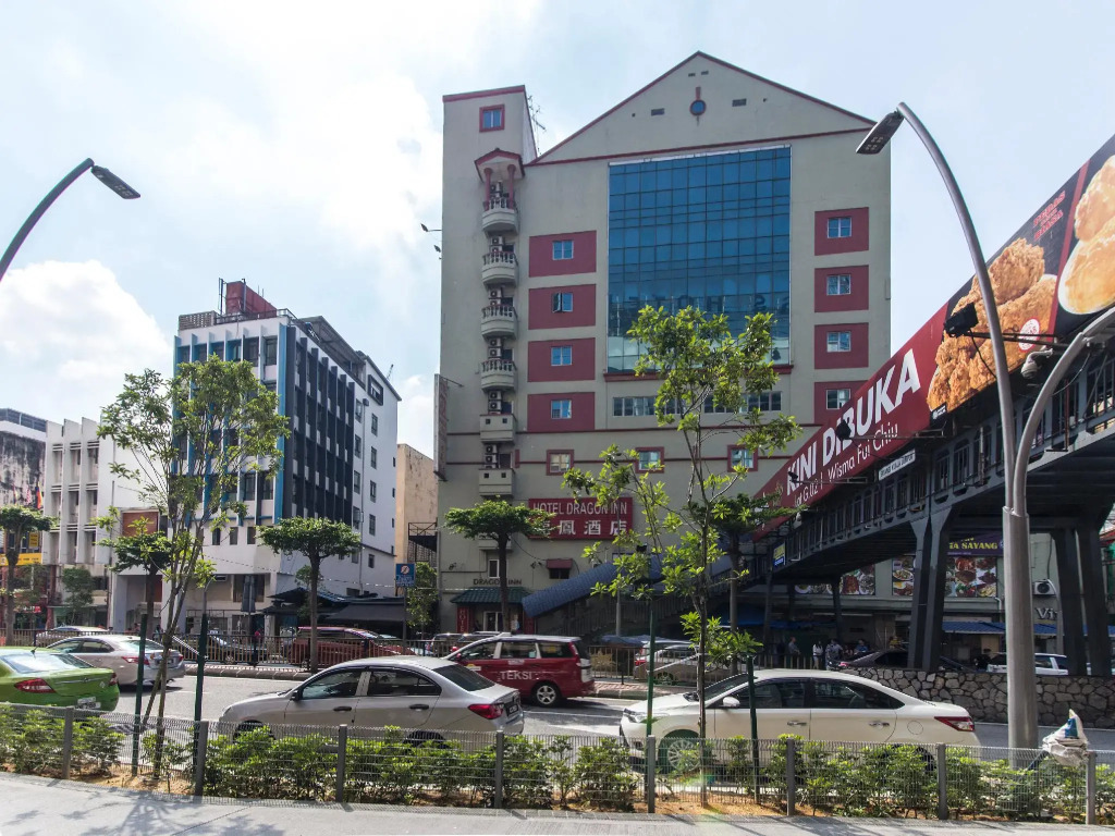 Dragon Inn Premium Hotel