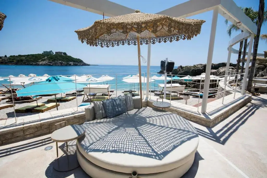Folie Marine Beach Hotel & Club