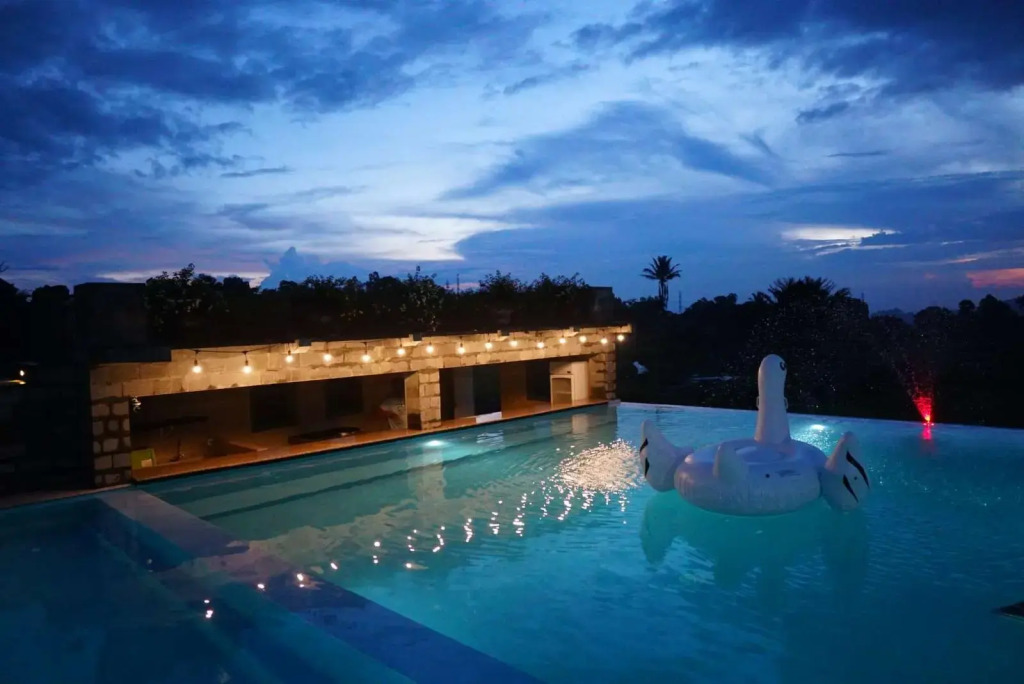 Jhoanie Hotel