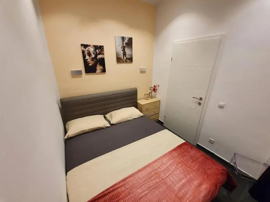 Frisch renovierte Wohnung mit einer Klimaanlage - Design Apartment Favoritenstraße 147