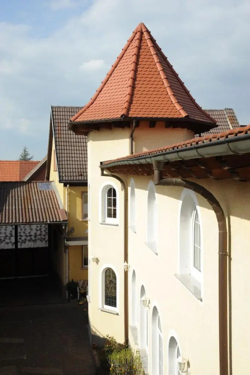 Hotel Schlosshof Dolgesheim