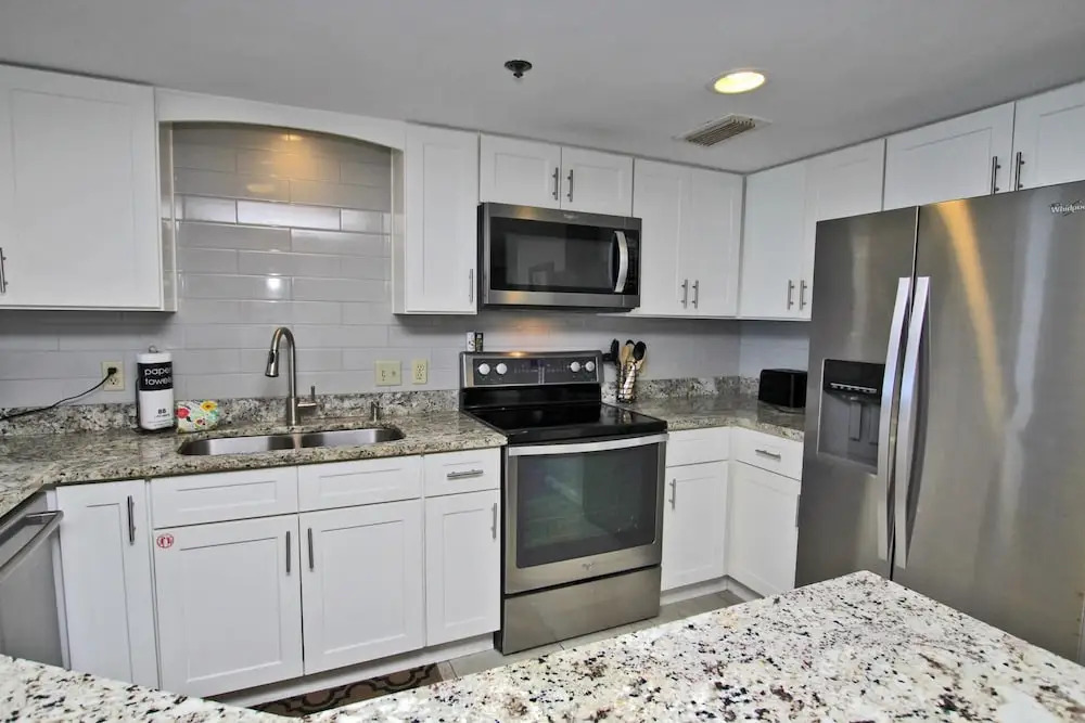 Summerchase 1108 by Youngs Suncoast