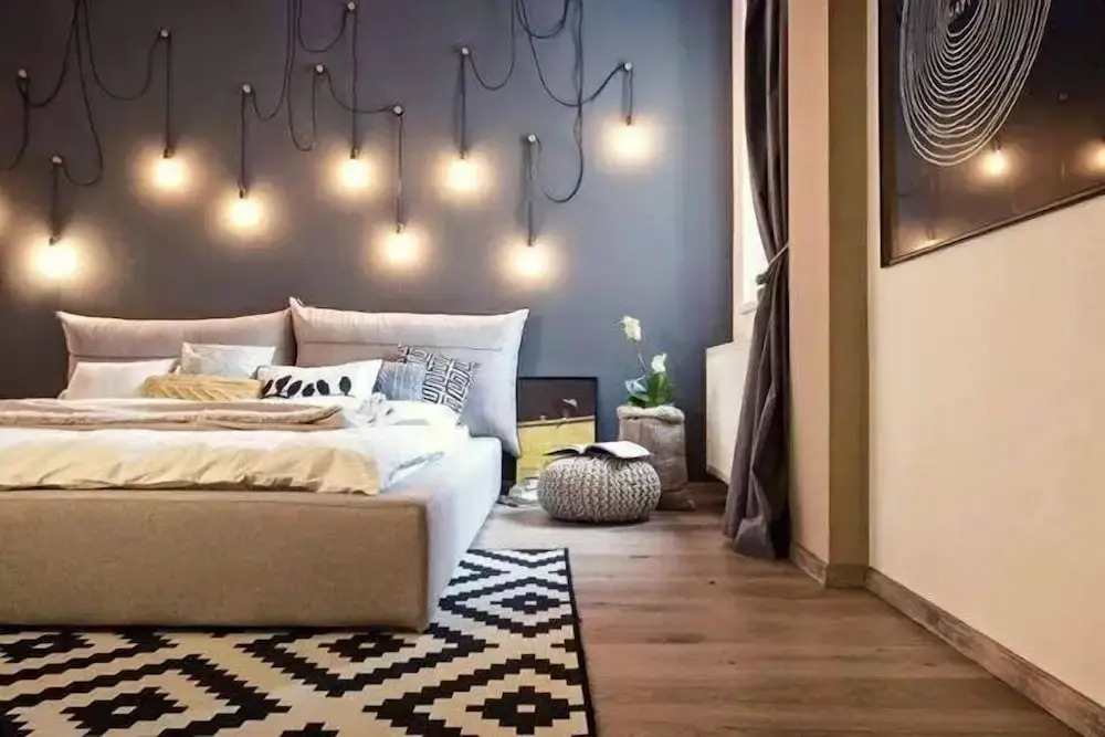Hotel South City
