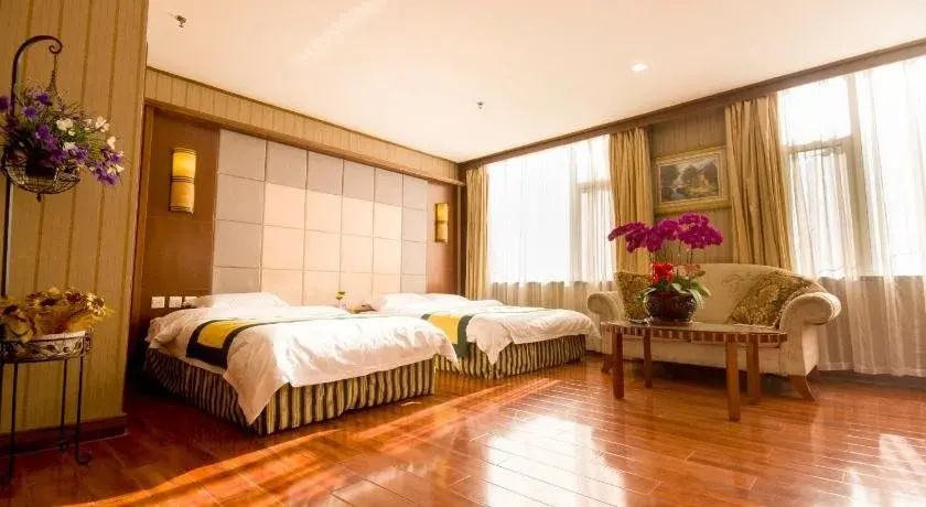 Yicheng Business Hotel