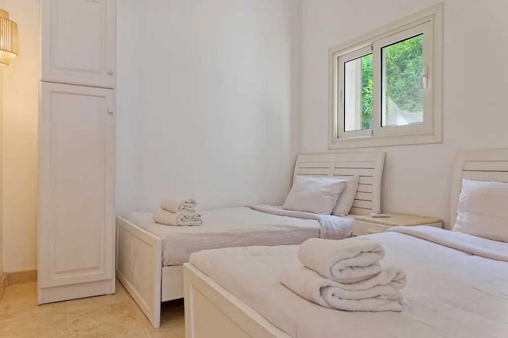 Vesta - Luxury Villa - 5BR - White Villas