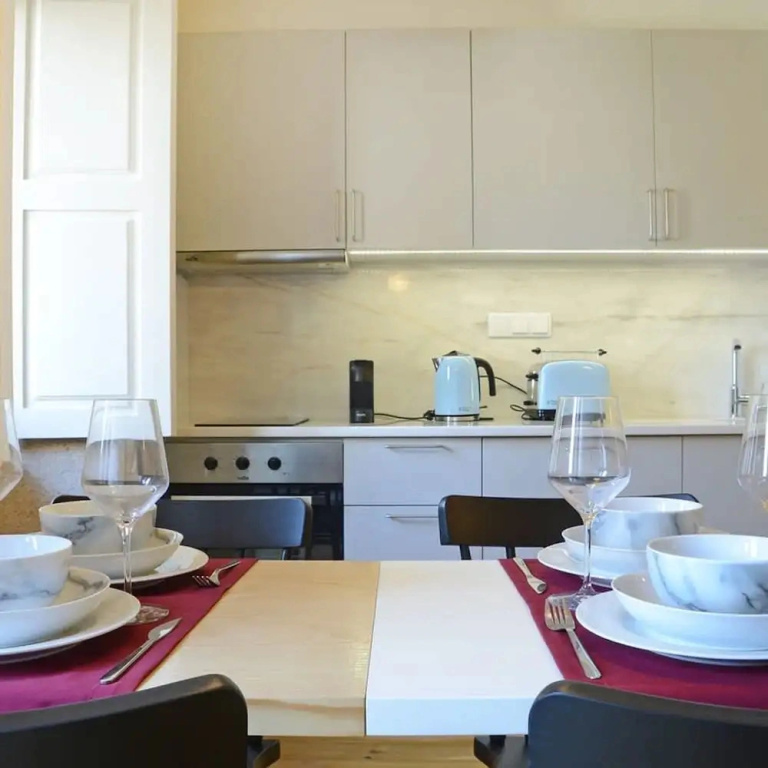Liiiving in Porto Historic Cl Rigos Apartment