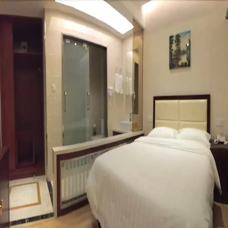 Liantai Holiday Hotel