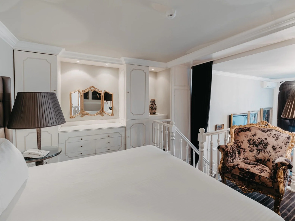 Hotel Manos Premier