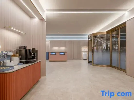 HanTing Hotel (Zhenjiang Dagang New District Xingfu Plaza)