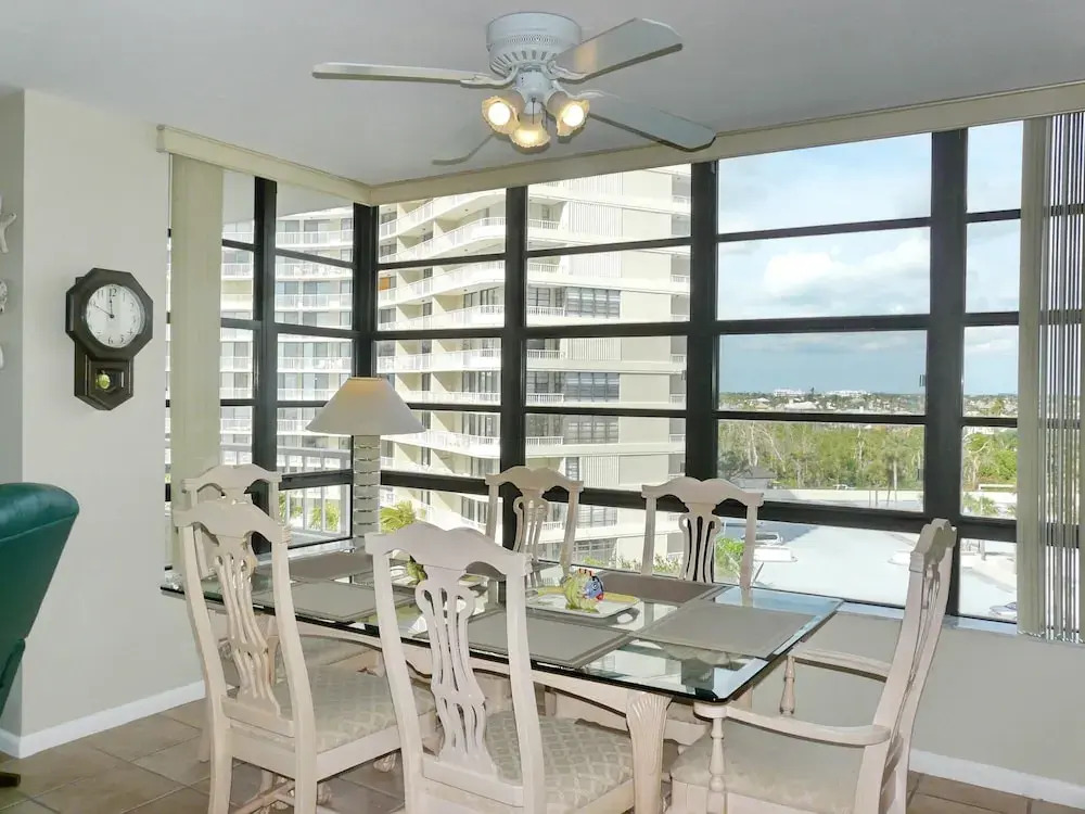 Beachfront Condo With Pool/views From two Balconies