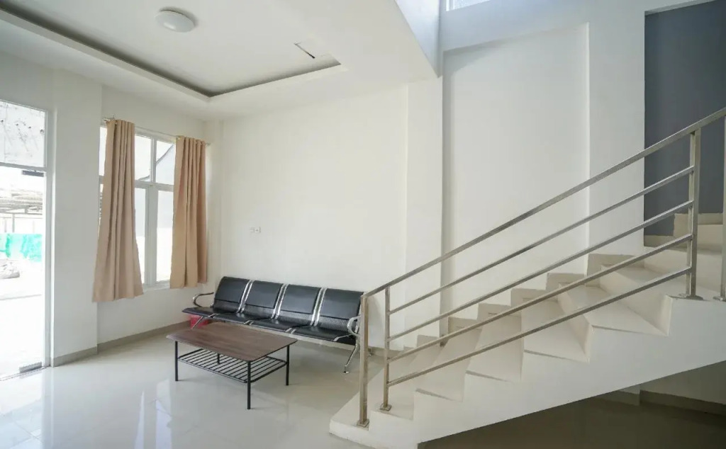 Hotel Barlian By OYO Rooms