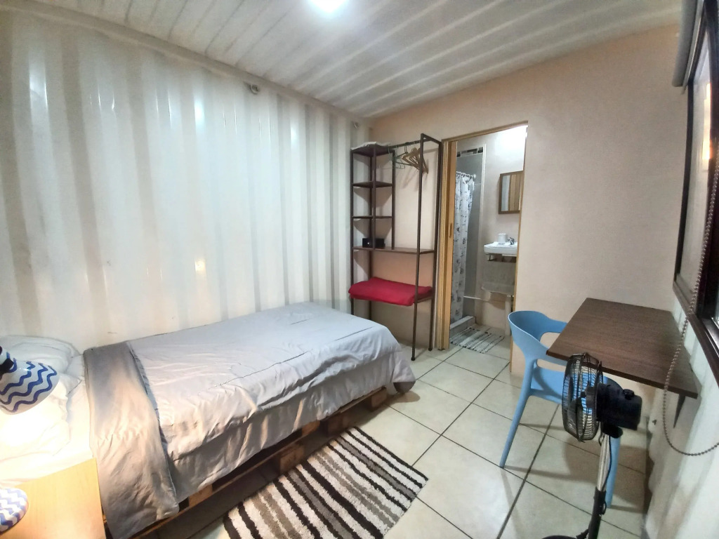Costa Rica Eco-Container Hotel