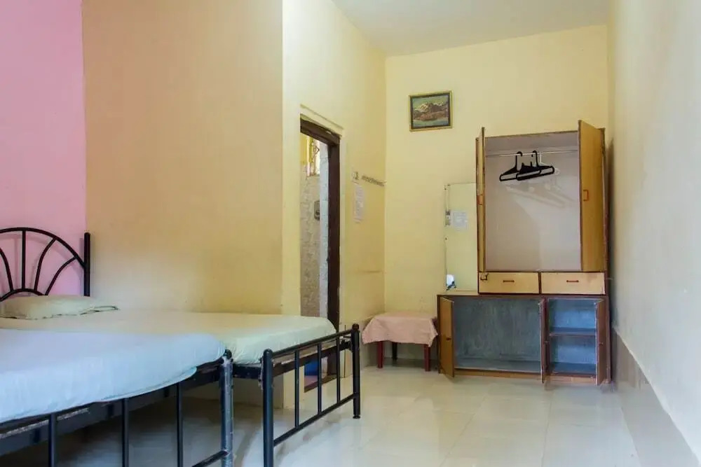Silver Spring Guest House