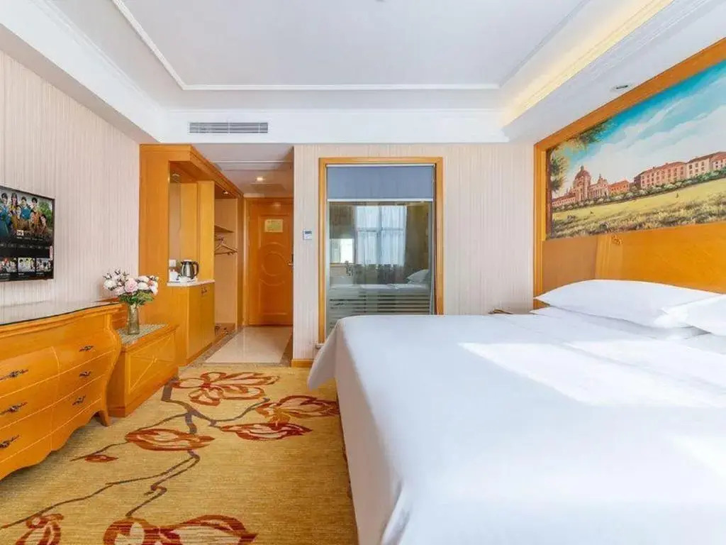 Vienna Hotel(Shenzhen Shajing Jingji Baina)