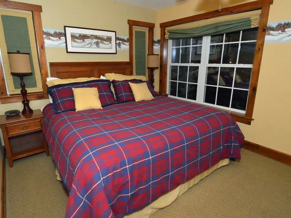 3br+: Camp 4 # 11