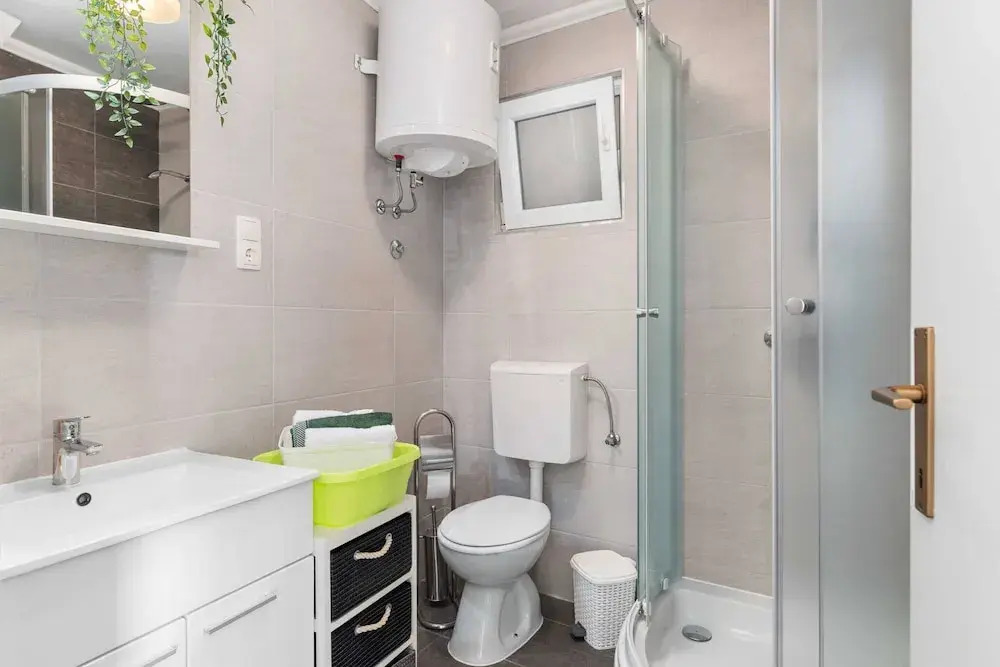 Charming Studio Apartment in Bilice